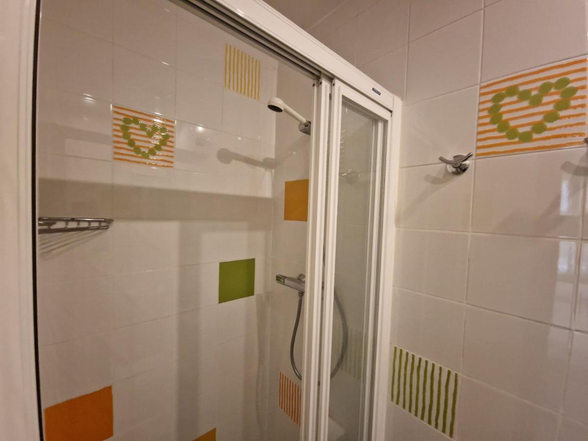 Pension Izar Bat Guesthouse San Sebastián Esterno foto